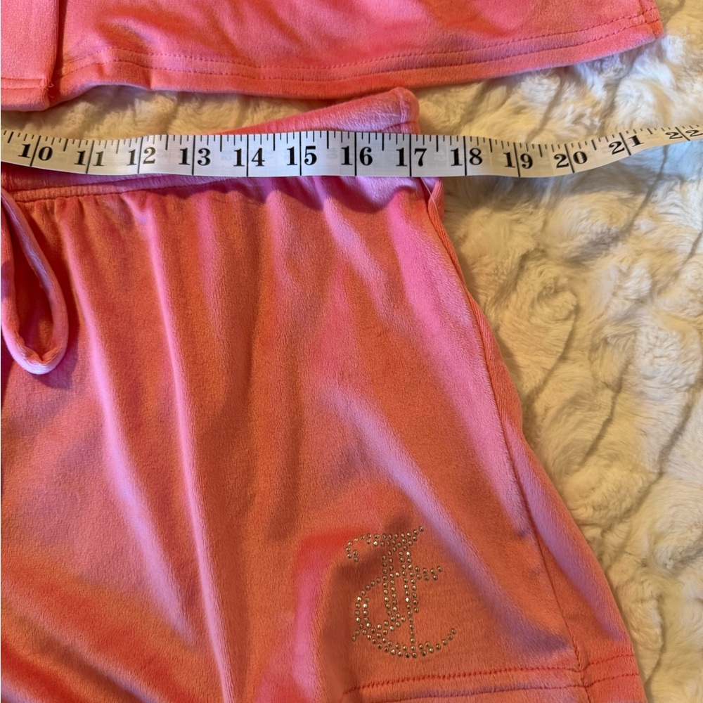 NWT 2 Piece Juicy Couture Pink Velour Rhinestone Bling Shorts Pajama Set - Picture 12 of 16